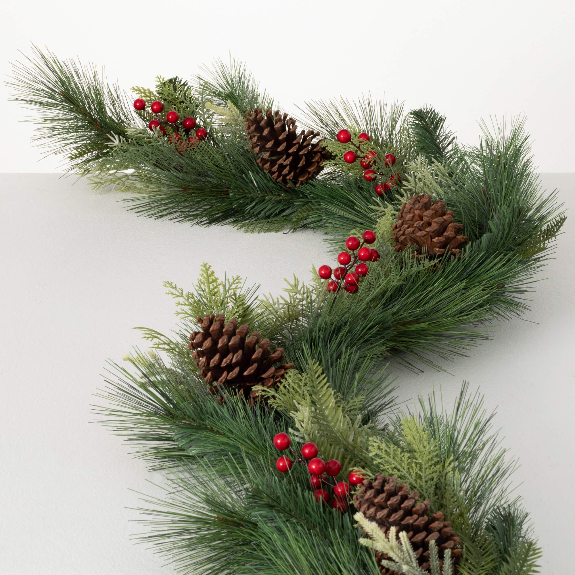 PINE AND BERRY GARLAND