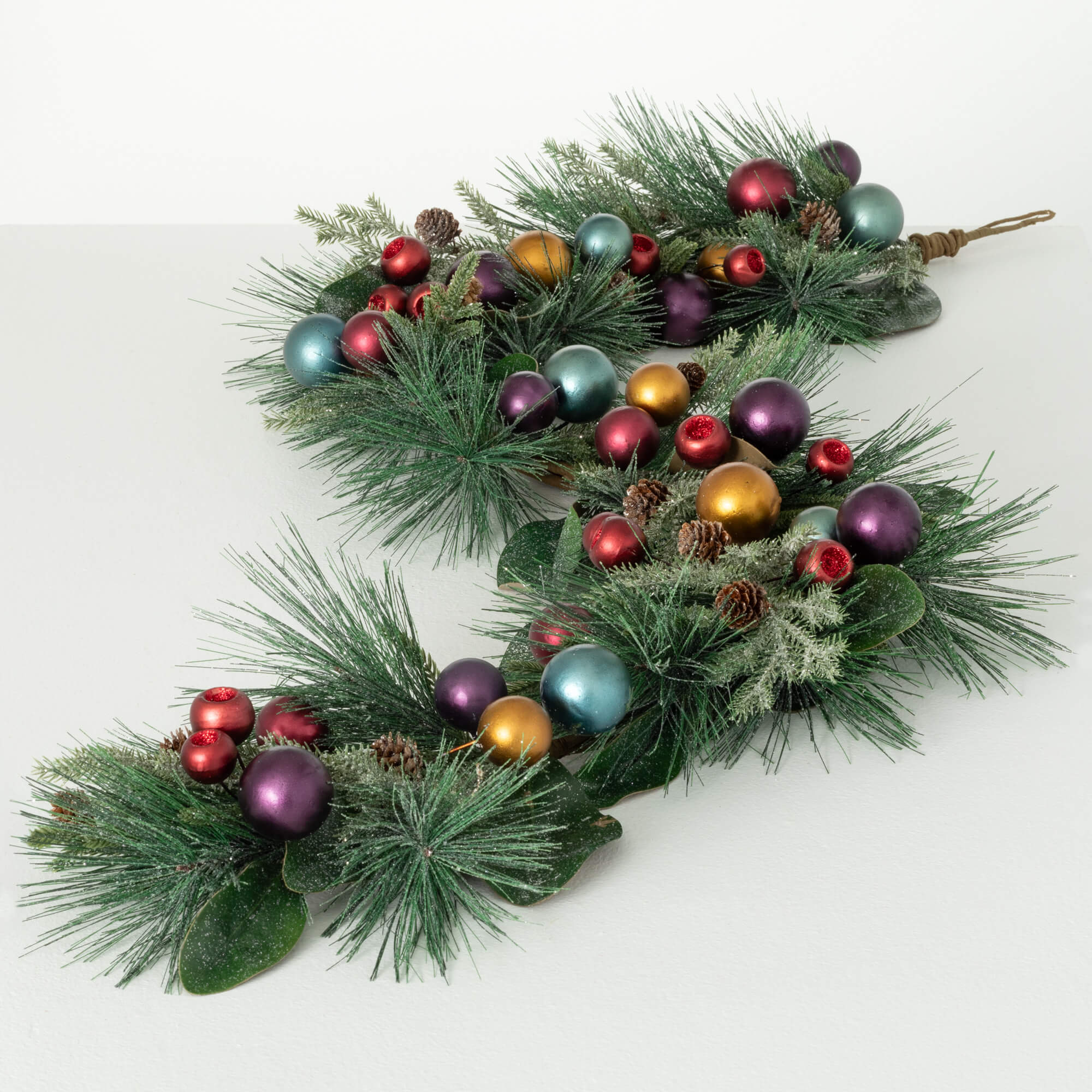 PINE BALL GARLAND