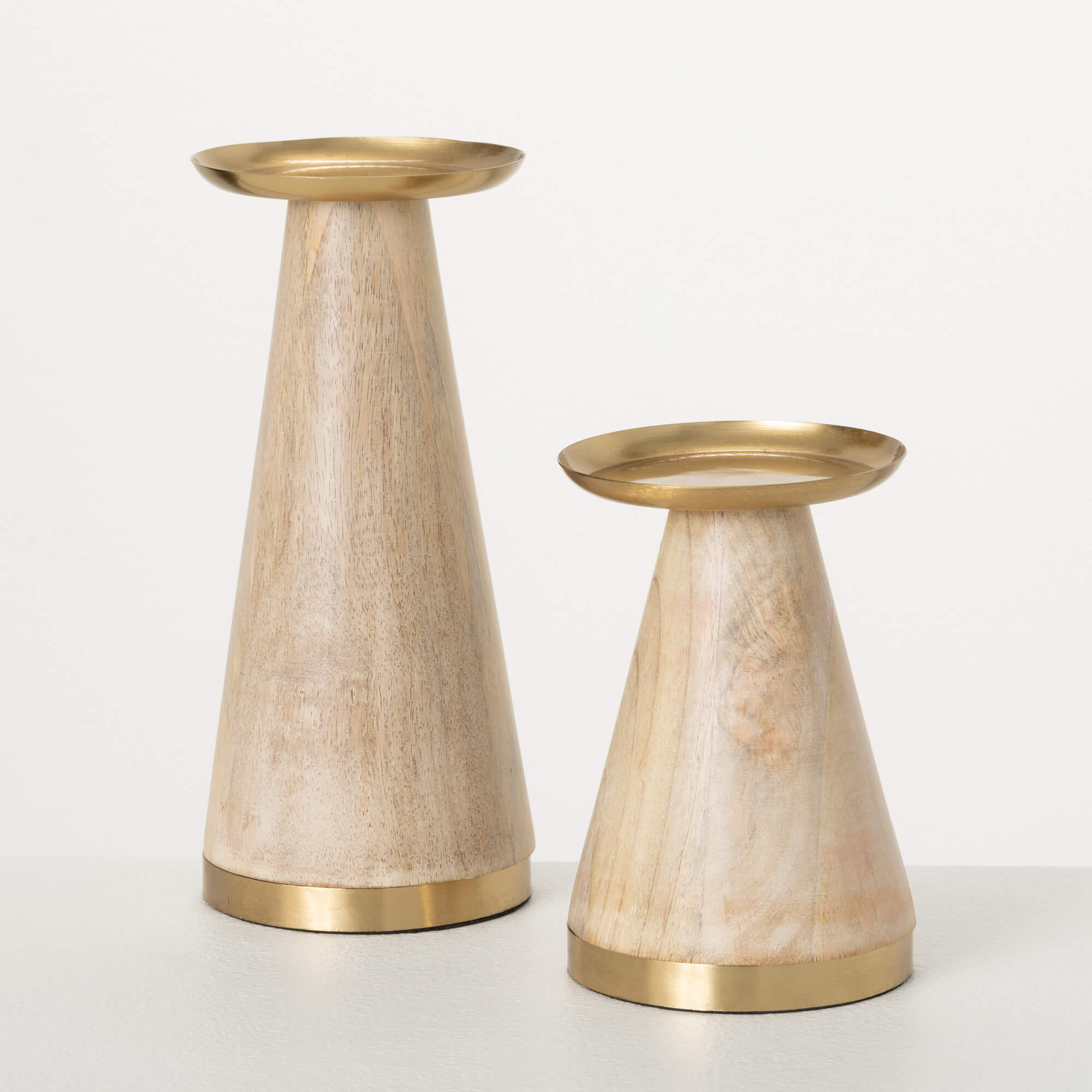 CANDLE HOLDER PEDESTALS