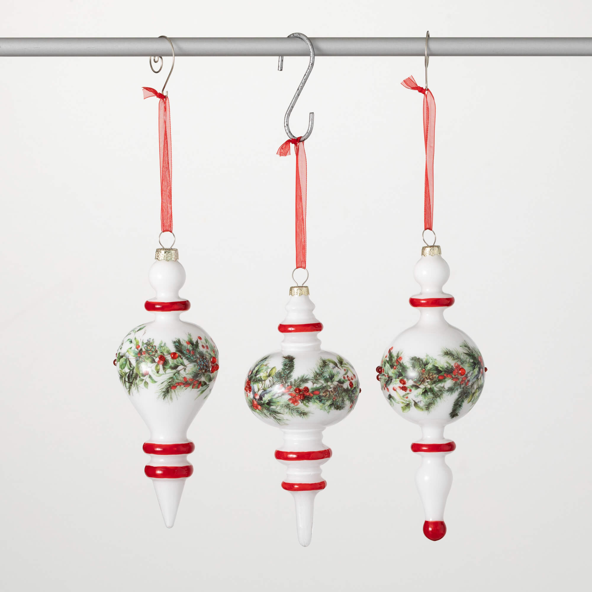 HOLLY PINE FINIAL ORNAMENTS