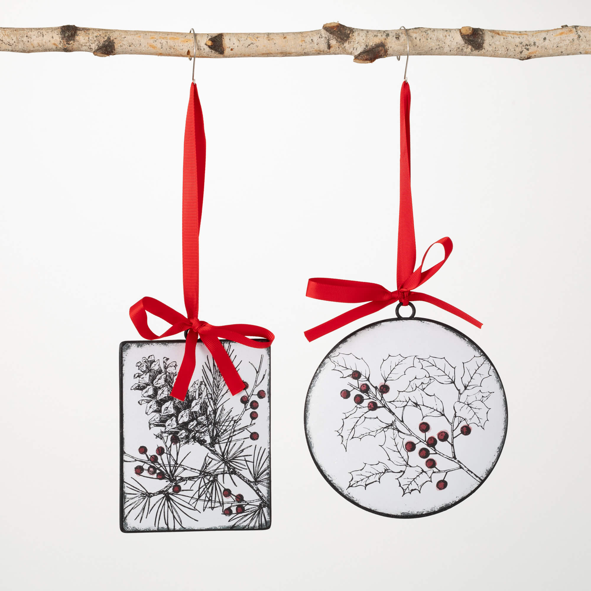 PINE HOLLY ORNAMENT Set 2