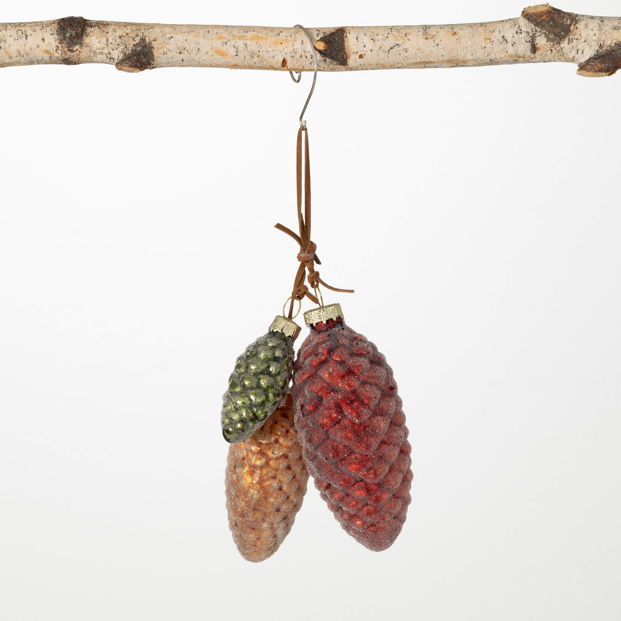 PINECONE CLUSTER ORNAMENT