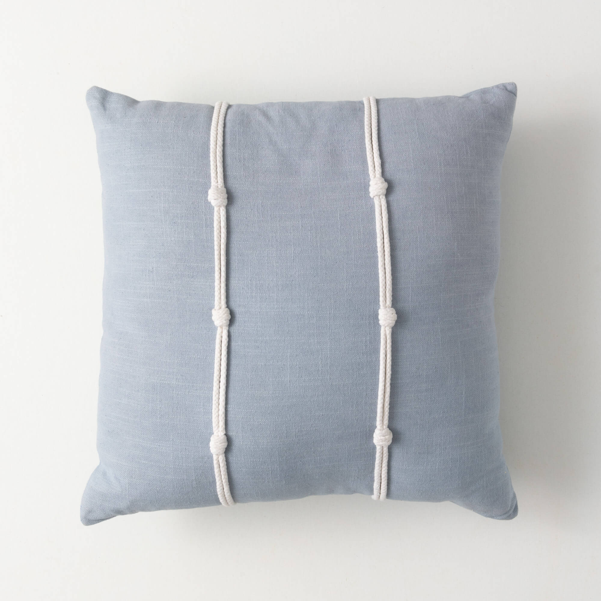 PILLOW W  ROPE TRIM