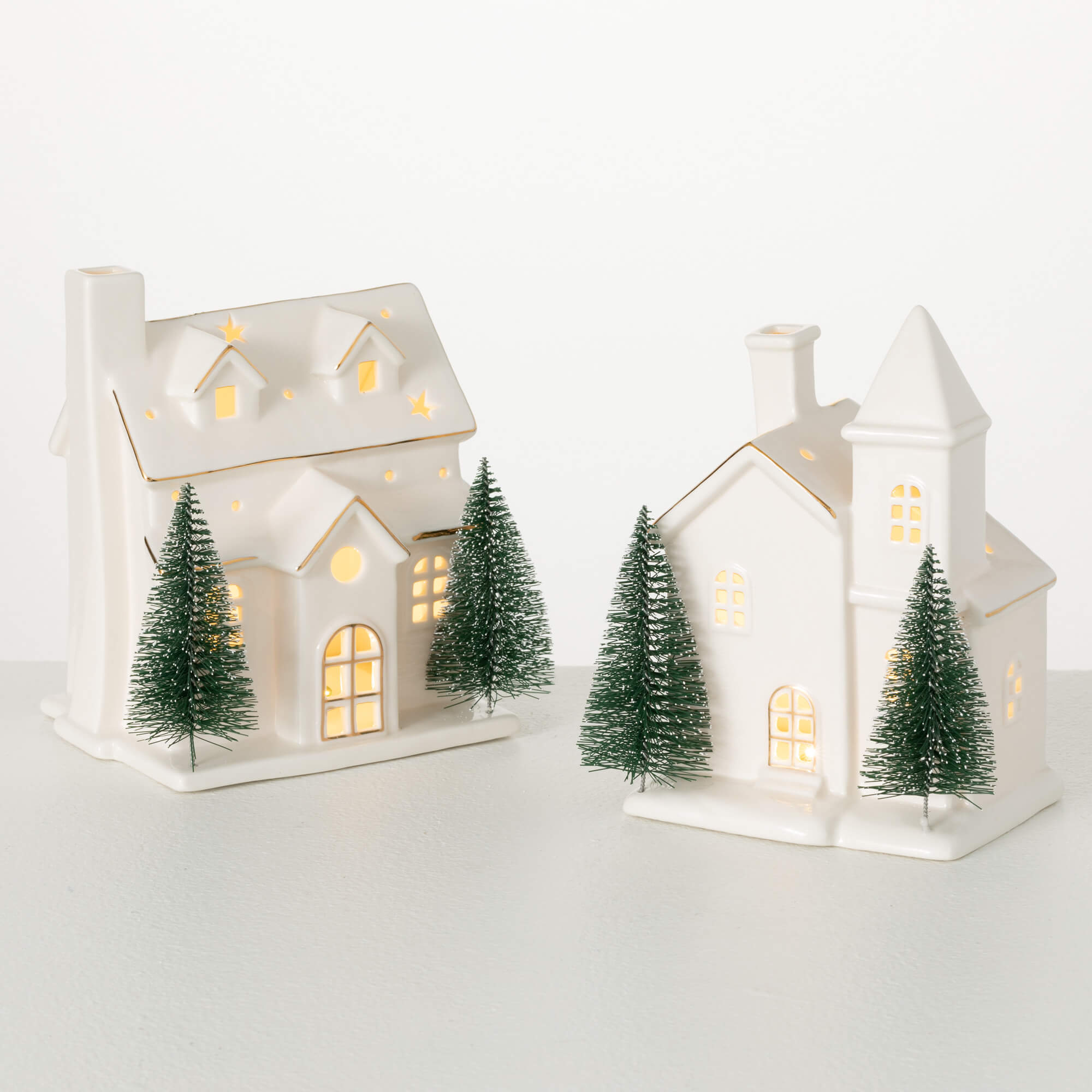 LIGHTED PORCELAIN HOUSE SET 2