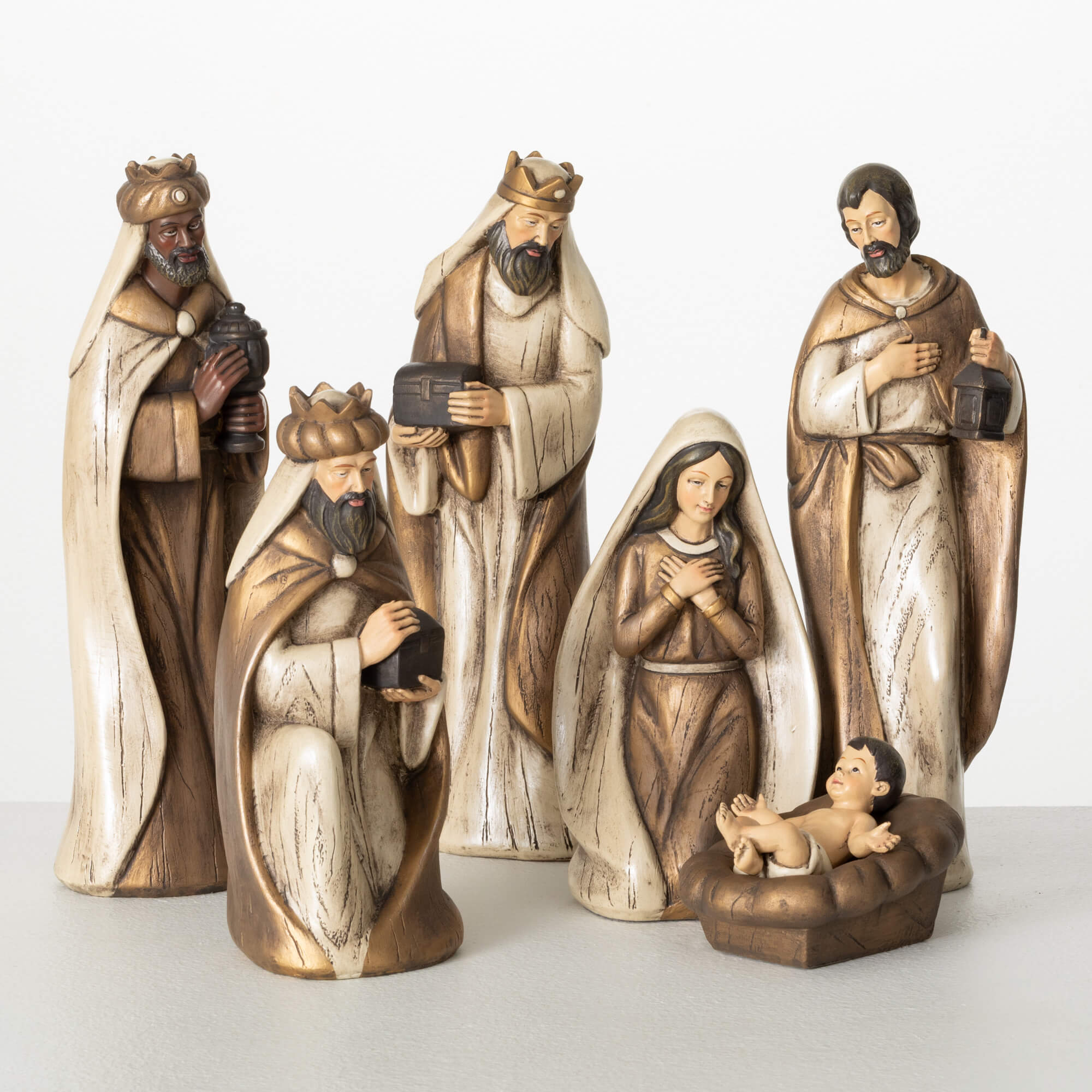 RUSTIC NEUTRAL-TONED NATIVITY