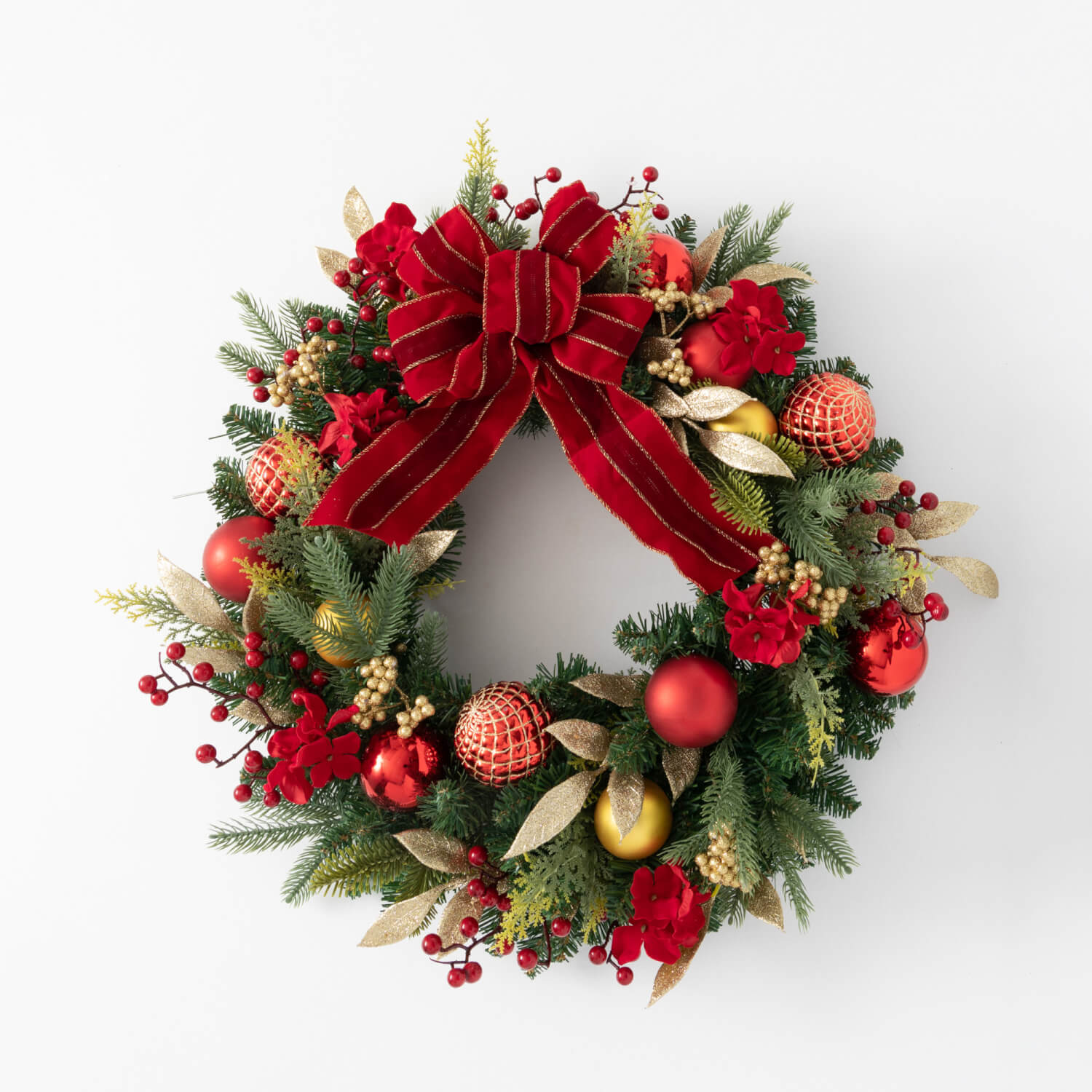 PINE & VINTAGE ORNAMENT WREATH