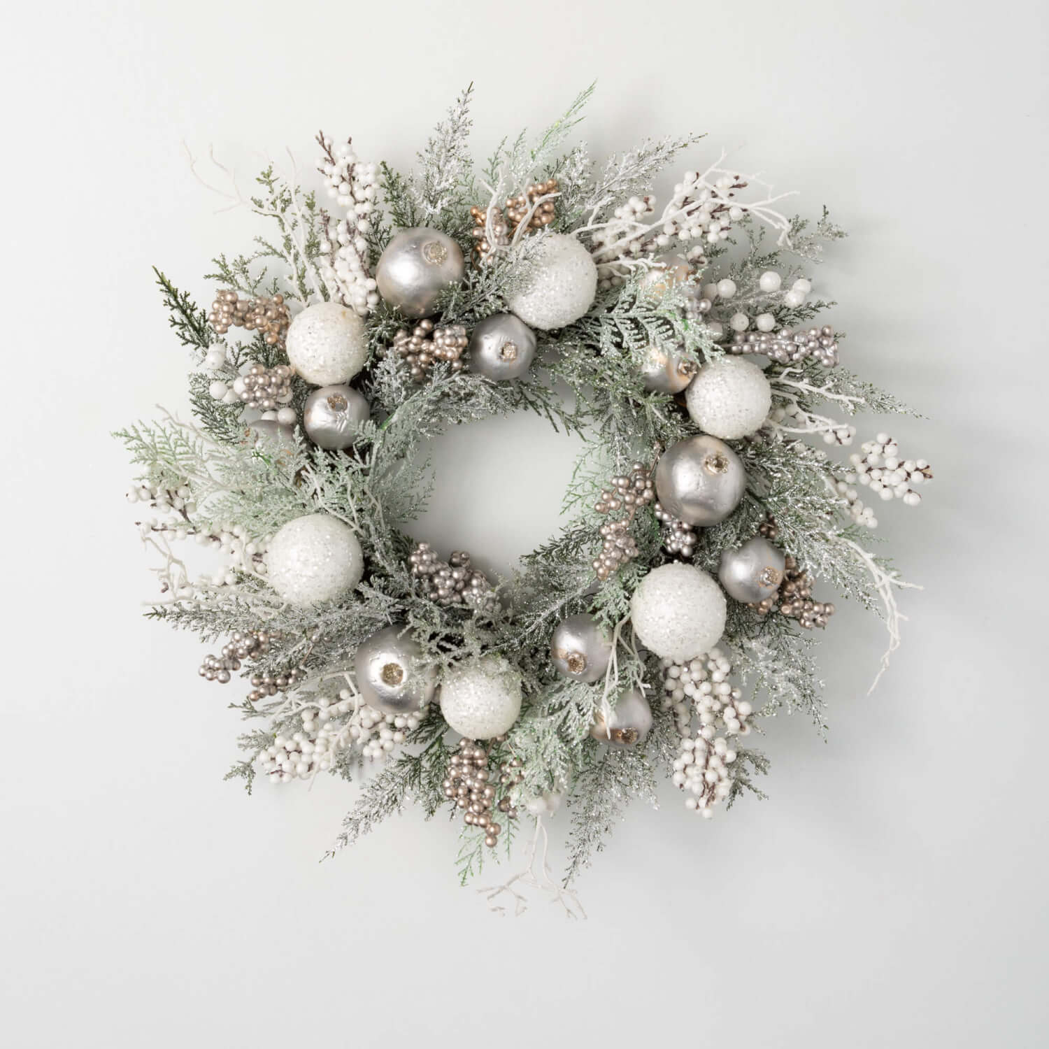 WINTER PINE WREATH